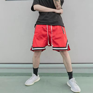 Short de basket-ball noir personnalisé de haute qualité séchage rapide et respirant taille XL Logo de l'équipe impression de nom tricoté tissage Service OEM - Product Image 2