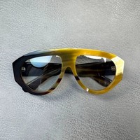 Lunettes tendance surdimensionnées de luxe modernes faites à la main en corne de buffle, monture unique de grande taille, couleur naturelle, pour hommes et femmes, créations Omar, personnalisables