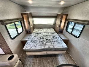 PROVEEDOR DE REMOLQUES DE CAMPING USADOS Foorest River NO BOUNDARIES 19.6 del 2022 en Venta - Product Image 3