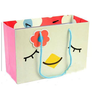 Sac cadeau en papier personnalisé avec poignées sac en papier sacs de remerciement pour Boutique Personalizadas Bolsas De Papel Kraft Al Por Mayor - Product Image 4