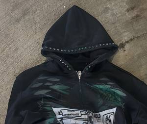 Sweats à capuche de luxe pour hommes 100% coton avec strass et lourd GSM Streetwear impression DTG personnalisée pour l'hiver - Product Image 4