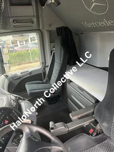 Camion tracteur châssis semi-remorque Mercedes Benz Actros 1841 4x2 Euro 5 Diesel à conduite à gauche, 351-450 ch, 21-30 tonnes, modèle 2013 d'occasion - Product Image 6