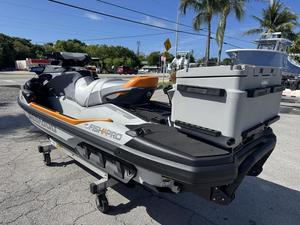 รับประกัน 3 ปี 2025 SeaDoo FishPro Trophy 170 เจ็ทสกี - Product Image 2