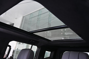 SUV de Lujo Usado, 2.0 L Turbo Gasolina, Automático, 0 Km, Techo Panorámico, Versión Tropical - Product Image 4