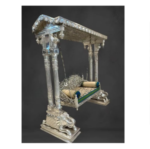 Jhoola de mariage élégant avec des sièges confortables idéal pour la décoration de scène de mariage et la séance photo - Product Image 1