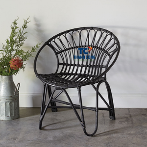 Chaise en rotin artisanale avec un cadre durable et écologique et un design de tissage élégant pour la décoration intérieure moderne, fabriquée au Vietnam - Product Image 1