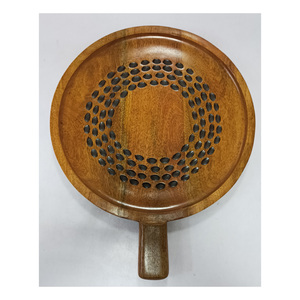 Bandejas decorativas de exhibición de alimentos de alta calidad, venta al por mayor, bandeja de servicio tallada a mano de madera de mango personalizable con asa para Pizza - Product Image 4