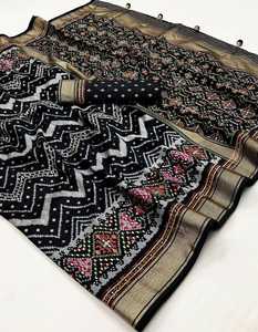 El último Sari de trabajo impreso Patola de seda pura de diseñador por Fab Zone - Product Image 3