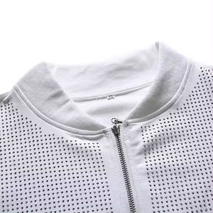 Conjunto Deportivo de Mujer con Pedrería, Totalmente Personalizado, Diseño Exclusivo con Material Transpirable para Invierno, Precio Económico, Última Tendencia - Product Image 3