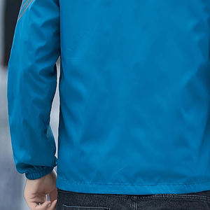 Veste respirante légère pour hommes Protection solaire Conception à capuche pour la course et les activités de plein air Haut décontracté à motifs géométriques - Product Image 5