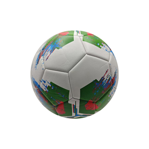 Ballon de football de formation de taille officielle de haute qualité en PU, logo personnalisé, fabriqué au Pakistan, approvisionnement direct d'usine - Product Image 6