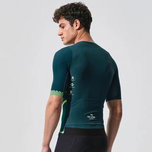 Ensemble de vêtements de sport de triathlon unisexe à manches courtes respirant imprimé sur mesure OEM ODM, vêtements de cyclisme 100% polyester, vêtements personnalisés - Product Image 2