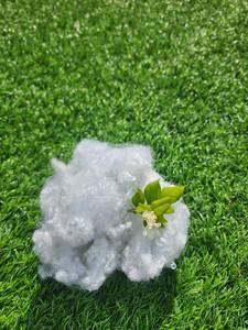 Vietnam White Recycled <b>Polyester</b> Staple Fiber Non-Siliconized 7D/15D 32/64mm Anti-static Anti-Distortion <b>Filling</b> Material ISO - Product Image 2