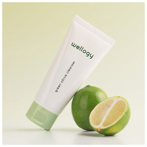 WELLOGY Green Citrus Face Wash Gel Hidratante Iluminador Limpiador facial para piel seca con extractos cítricos para eliminar el sebo - Product Image 2