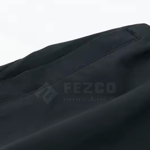 Pantalones cortos de gimnasio para hombre personalizables con ropa de fitness cómoda Patrón sólido Estilo casual Hecho en fábrica con su propio diseño de logotipo - Product Image 4