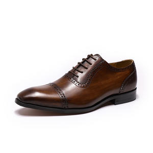 Zapatos de cuero italianos de alta gama para hombre, calzado formal de diseñador de lujo, cómodo y duradero para negocios, oficina y fiestas. - Product Image 1