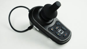 24V <span class=keywords><strong>200W</strong></span> gemotoriseerde rolstoelmotor met rem 100 tpm 120 tpm 12V elektrische rolstoelmotor met controller en joystick - Product Image 6