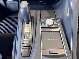 Lexus LC 500 2019, Motor V8 de 5.0 Litros, Paquete de Rendimiento, Infrarrojos, Mayormente sin Modificaciones, MÁS VENDIDO - Product Image 5