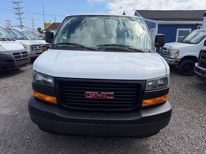 Precio bajo, GMC Savana 2500 2023, auto usado en venta - Product Image 1