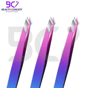 Pince à épiler professionnelle en acier inoxydable de style classique à pointe inclinée pour l'épilation et l'élimination des poils incarnés - Product Image 2