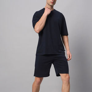 Ensemble de survêtement de sport en coton respirant pour homme, design personnalisé, short et t-shirt 2 pièces - Product Image 4