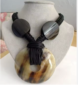 Collier en corne de buffle de haute qualité, couleur ambre miel, collier en corne naturelle, bijoux en corne de buffle - Product Image 2