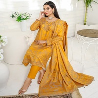 Ensemble 3 pièces en laine pêche pour femmes pakistanaises et indiennes, broderie lourde, design ethnique moderne, collection hiver, Salwar Kameez non cousu Rangeen Bin