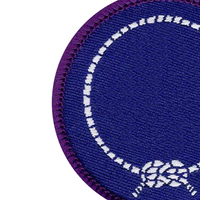 Parche Bordado de Tela Chenilla con Acabado Suave, Diseños Personalizados, Estilo Cosido para Ropa, Mochilas y Prendas