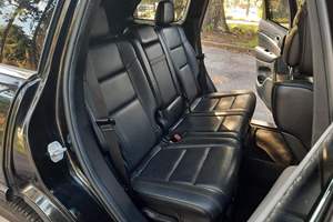 SUV de Lujo Mediano Usado 2024, Sistema de Tracción 4x4, Transmisión Automática, Interior Premium, Capacidad Todoterreno - Product Image 5