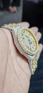 Montre glacée de luxe pour hommes avec mouvement en acier rectangulaire en diamant brillant Moissanite Bracelet en acier inoxydable Emballage de boîte - Product Image 6