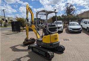 Nouvelle mini-pelle Wacker Neuson ET18 avec moteurs Cummins Yanmar Volvo, vannes hydrauliques Hydac, vérins hydrauliques Hawe – Essentiel - Product Image 2