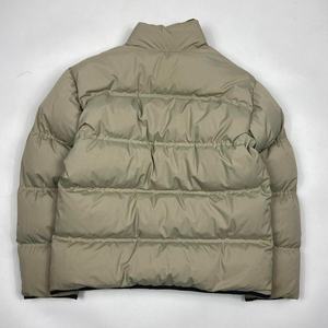 Boomletcorp Veste matelassée à bulles unisexe très vendue directement en usine Service OEM Manteau matelassé en toile enduite pour hommes et femmes - Product Image 5