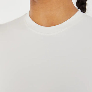 Camiseta esculpida Marsmallow de calidad superior para mujer, camiseta de manga corta, suave, ligera, transpirable, de diseñador, relajada, para gimnasio, Fitness - Product Image 4