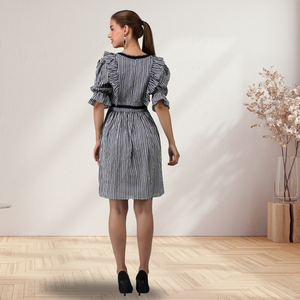 ชุดเดรสแขนยาวคลุมเข่าสำหรับผู้หญิงทำด้วยมือชุดเดรสผ้าฝ้ายคอวีมีระบายสำหรับฤดูร้อน - Product Image 2