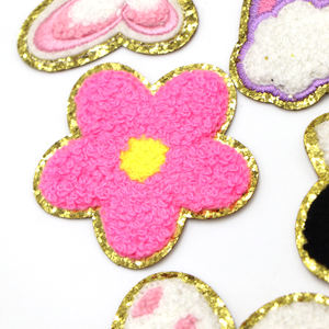 Patch brodé en chenille tissé avec logo 3D personnalisé en gros - Product Image 4