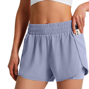 Pantalones cortos deportivos OEM 2 en 1 para mujer, ropa deportiva de verano de diseño personalizado con forro interior, pantalones cortos de gimnasio transpirables que absorben la humedad - Product Image 1