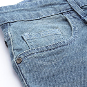 Le Pakistan a fabriqué un pantalon en jean pour femmes de conception unique salopette taille moyenne avec devant plat nouveau style pour la saison du printemps - Product Image 6