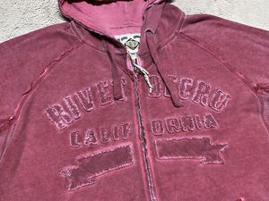 ผู้ผลิต OEM เสื้อฮู้ดดี้แบบมีหมุดย้ำ คุณภาพสูง ผ้าฝ้ายฟลีซ ทรงโอเวอร์ไซส์ เป็นมิตรกับสิ่งแวดล้อม ดีไซน์ทันสมัย ตกแต่งด้วยหมุดย้ำ รับสกรีนโลโก้ตามแบบ - Product Image 3