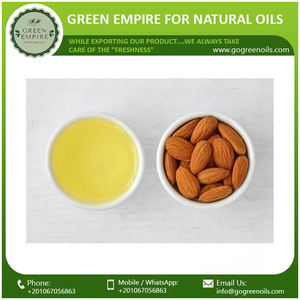 Ofertas calientes Aceite de almendra con aceite 100% puro hecho naturalmente para usos multiusos y embalaje de tamaño personalizado disponible - Product Image 2