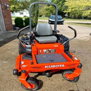 Tondeuse à gazon Zero Mower de qualité supérieure, moteur robuste et design ergonomique, idéale pour l'entretien professionnel des pelouses. Achetez dès aujourd'hui. - Product Image 2