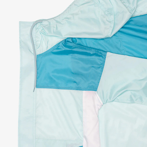 Chaqueta cortavientos de invierno para mujer de manga larga hecha a medida OEM Material de poliéster transpirable con diseño impreso - Product Image 4