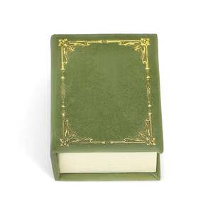 Jeulia Vintage Grass Green Magnetic Flip-Top <b>Book</b> Necklace <b>Box</b> Rectangle Shape - Product Image 4