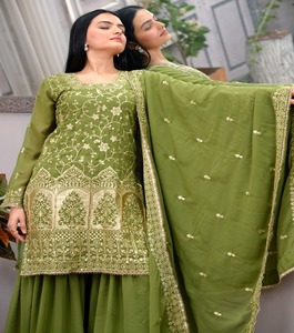 โบฮีเมียนชุดเดรสปักลายคอกลมสไตล์น่ารักสำหรับฤดูร้อนชุดเดรสลำลองปักเลื่อมงานถักยาวคลุมเข่าสีพื้น - Product Image 4