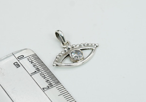925 argent sterling massif à facettes topaze blanche style oeil mois d'avril pendentif pierre de naissance - Product Image 3