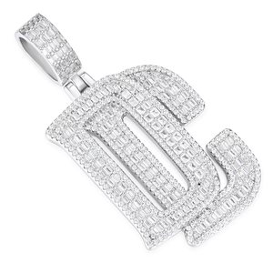Colgante Personalizable con Iniciales DC con Detalles de Moissanita, Chapado en Oro de 14K y Rodio, Estilo HipHop para Regalo - Product Image 1