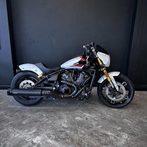 101 Scouts de haute qualité, 1 250 cm³, 6 vitesses - Product Image 1