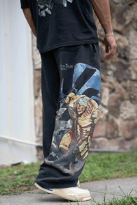 Pantalon de jogging anime co-marqué américain, imprimé éponge en coton, pantalon à jambes larges, pantalon pour homme lavé à la mode et à la mode - Product Image 6