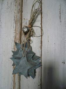 Adorno colgante de Navidad galvanizado rústico para decoración vintage del hogar Celebración de vacaciones y propósito de regalo - Product Image 3