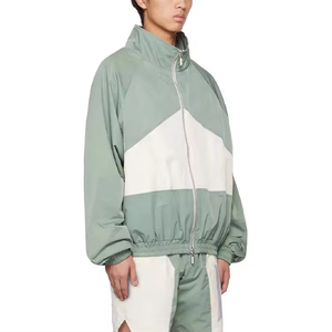 2025 personnalisé été Nylon Polyester deux pièces veste et jogging costume ensemble sport coupe-vent survêtement Shorts ensembles pour hommes - Product Image 3