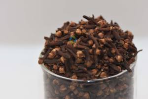 Du clou de girofle tanzanien de haute qualité séché pour le thé et les bienfaits pour la santé Produit agricole - Product Image 2